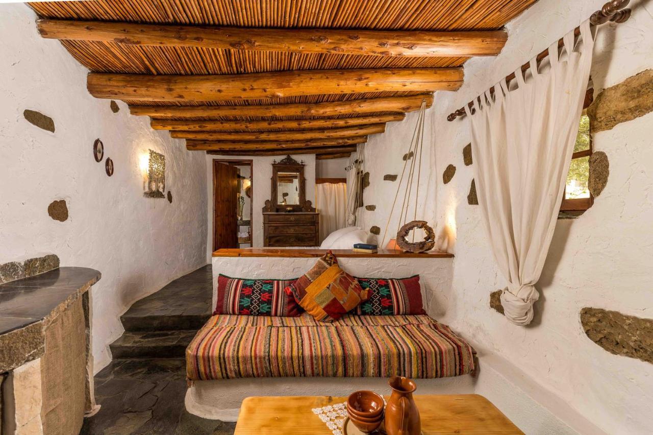 Natura Cottages Makrýgialos Eksteriør bilde