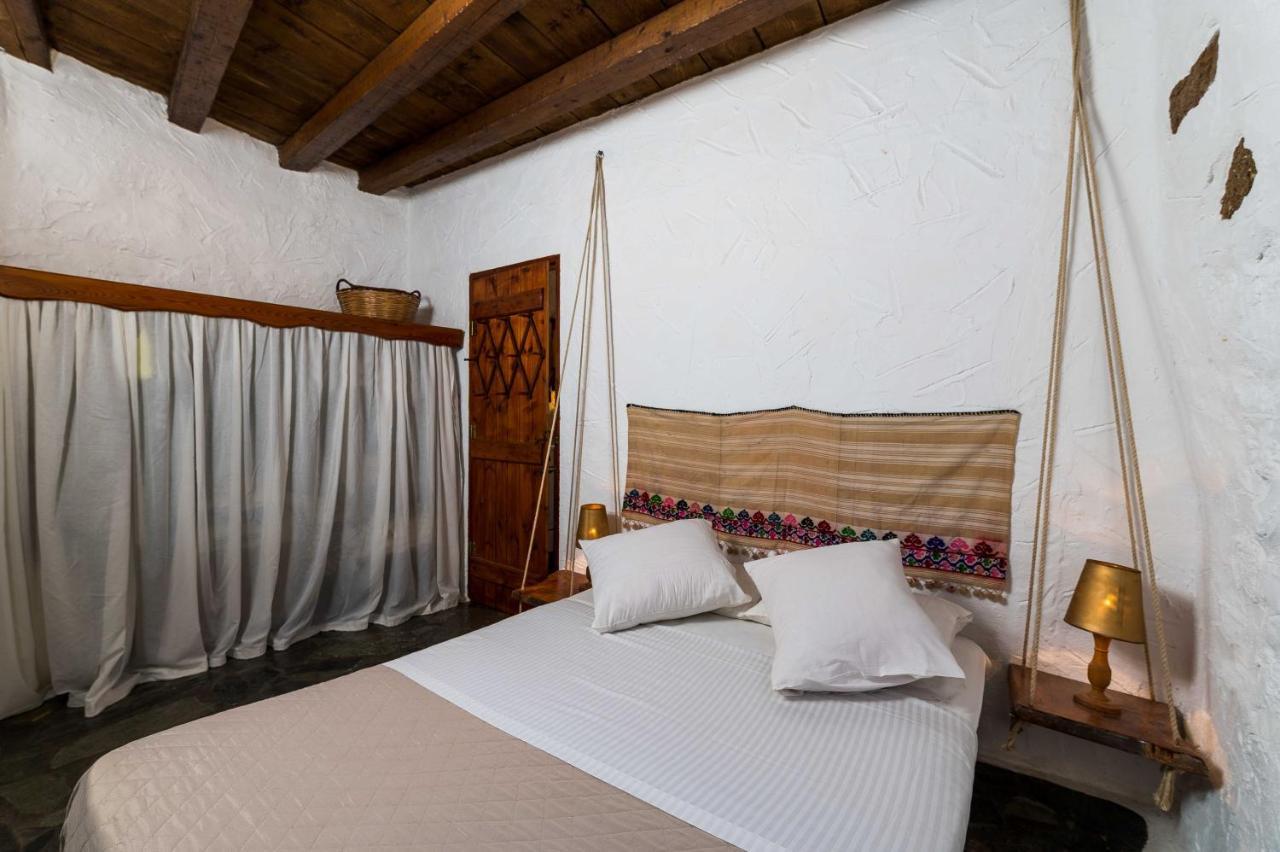 Natura Cottages Makrýgialos Eksteriør bilde