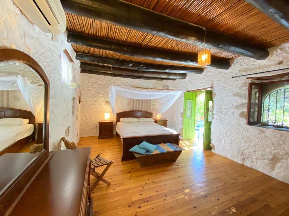 Natura Cottages Makrýgialos Eksteriør bilde