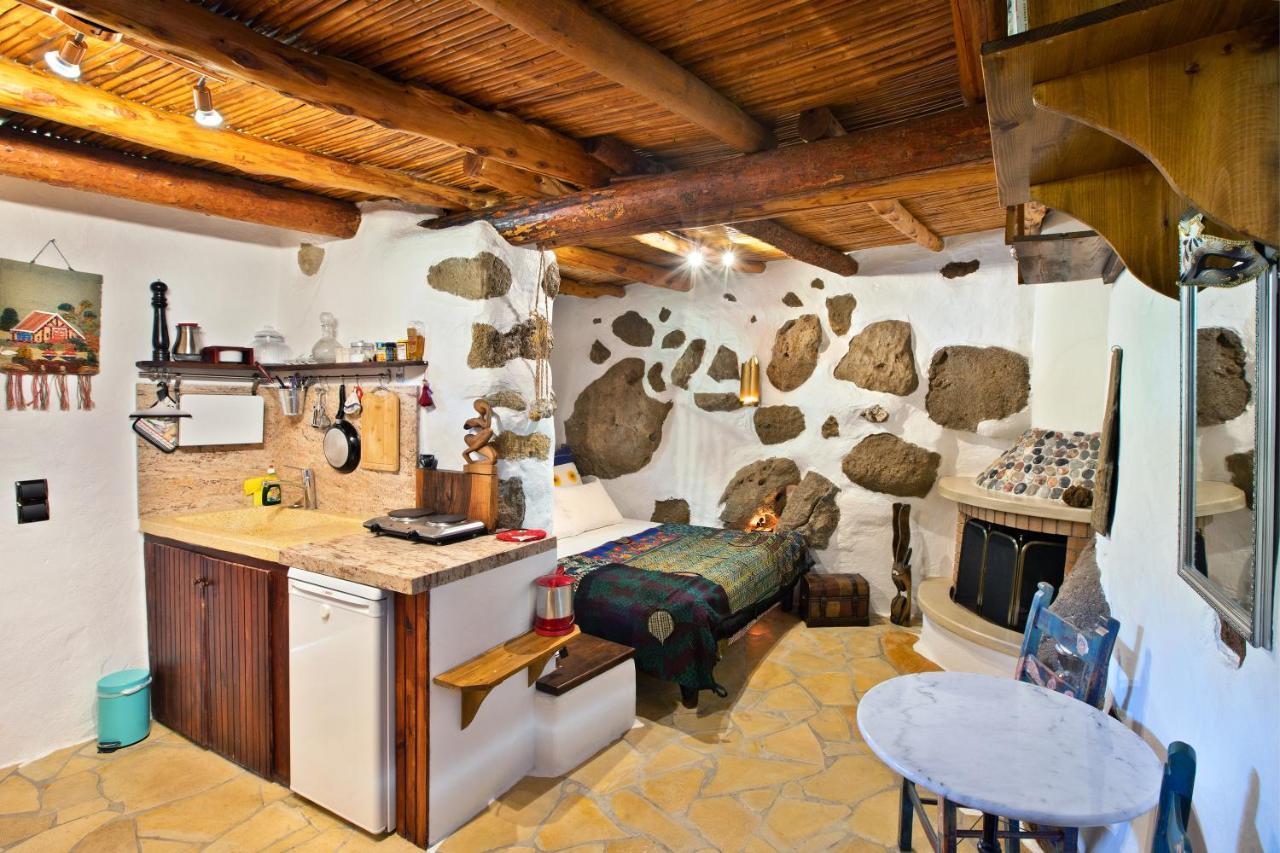 Natura Cottages Makrýgialos Eksteriør bilde