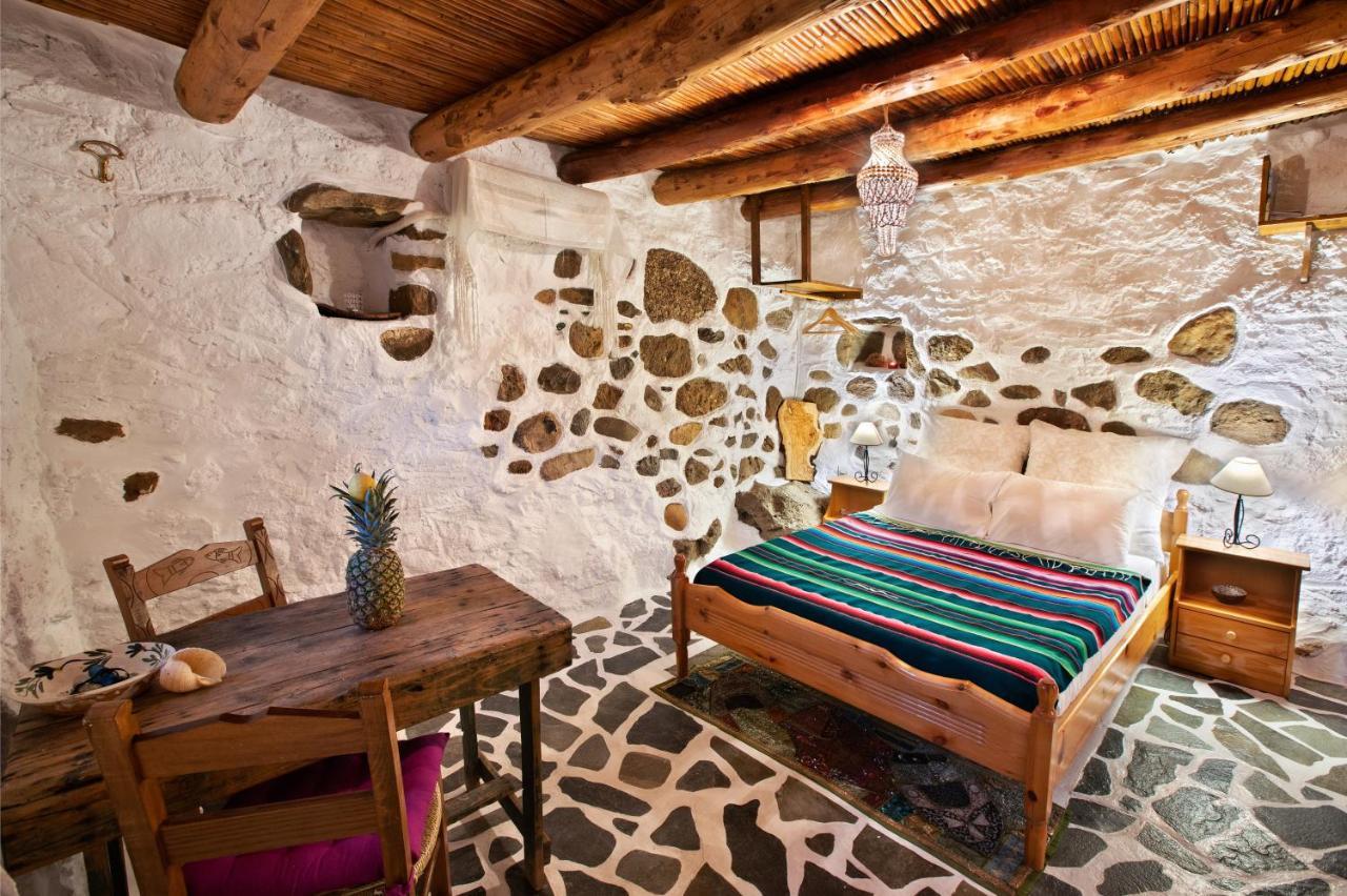 Natura Cottages Makrýgialos Eksteriør bilde