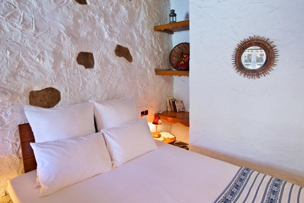 Natura Cottages Makrýgialos Eksteriør bilde