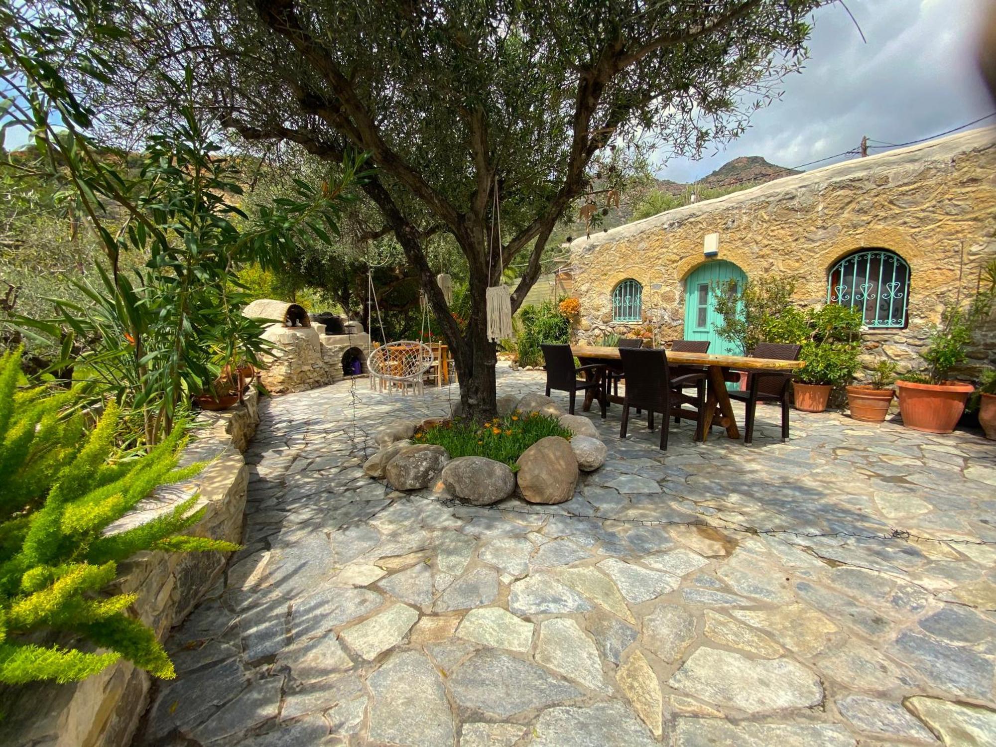 Natura Cottages Makrýgialos Eksteriør bilde