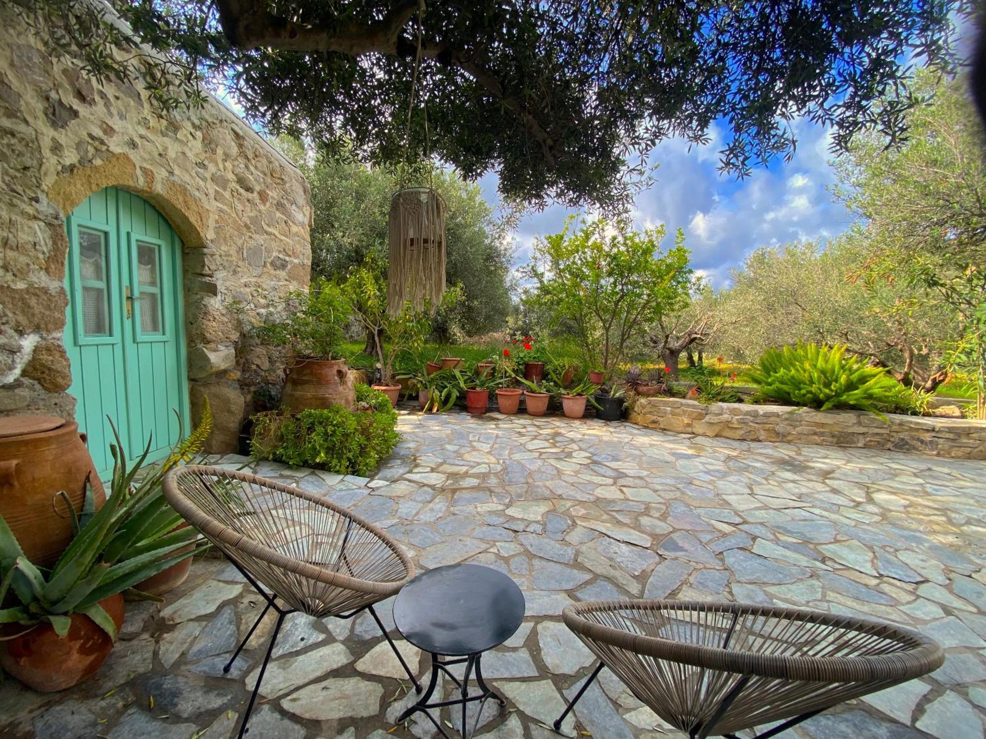 Natura Cottages Makrýgialos Eksteriør bilde